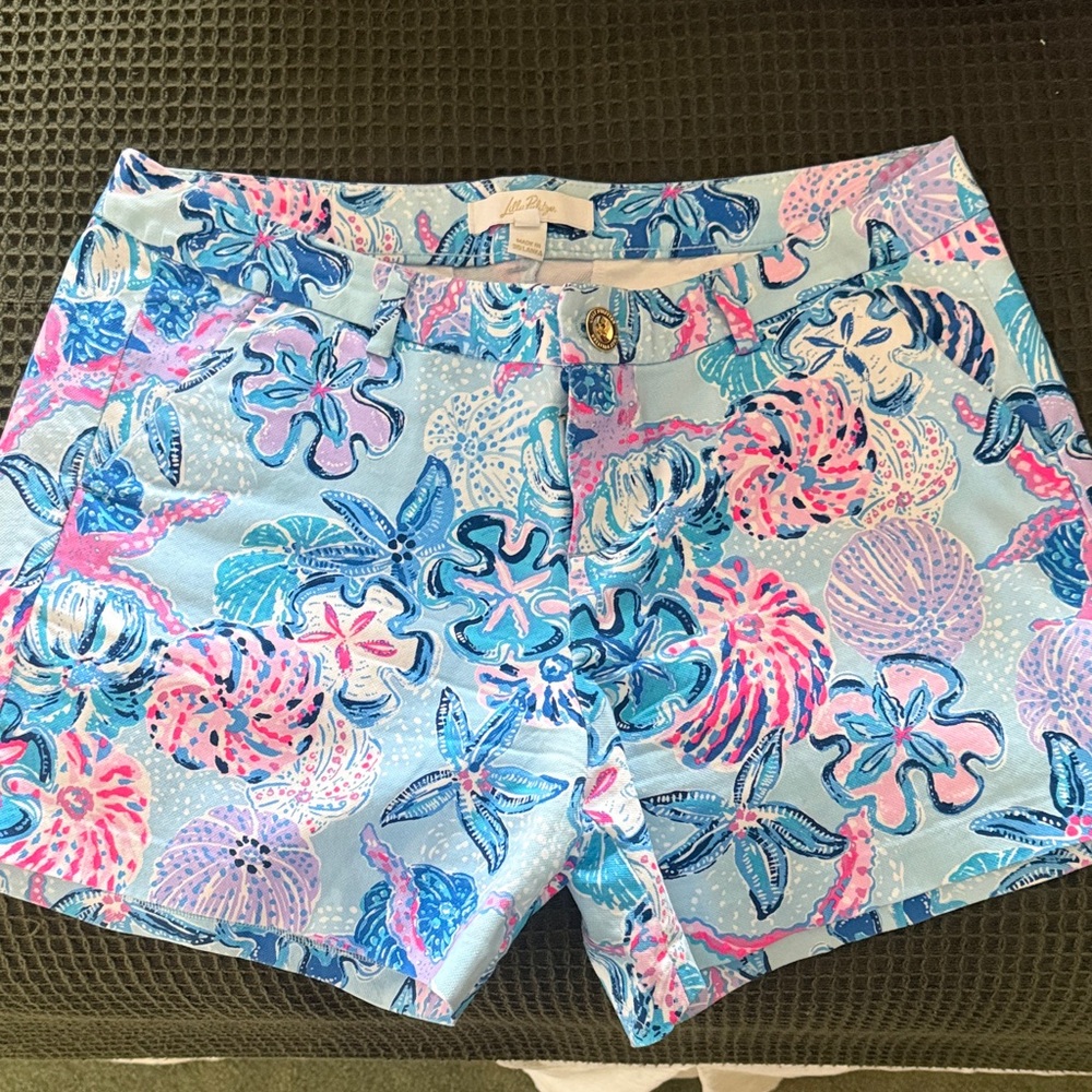 Lilly Pulitzer Vibrant Floral Women's Shorts